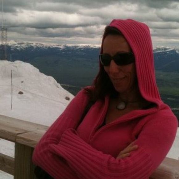 Meet your Posher, Dina - Picture 1 of 1